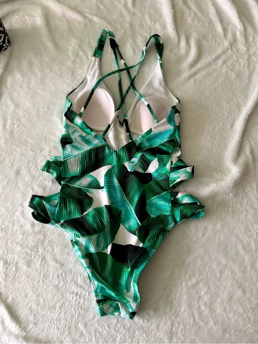 LA Hearts By PACSUN Green Leaf White Side Cut Outs One Piece Swimsuit XS - Picture 8 of 11
